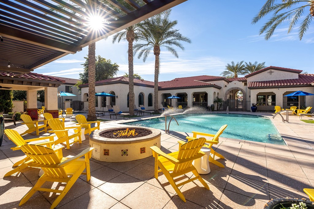 Fire pit near pool - Almeria at Ocotillo